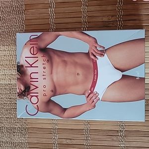 Calvin Klein XL Black trunk